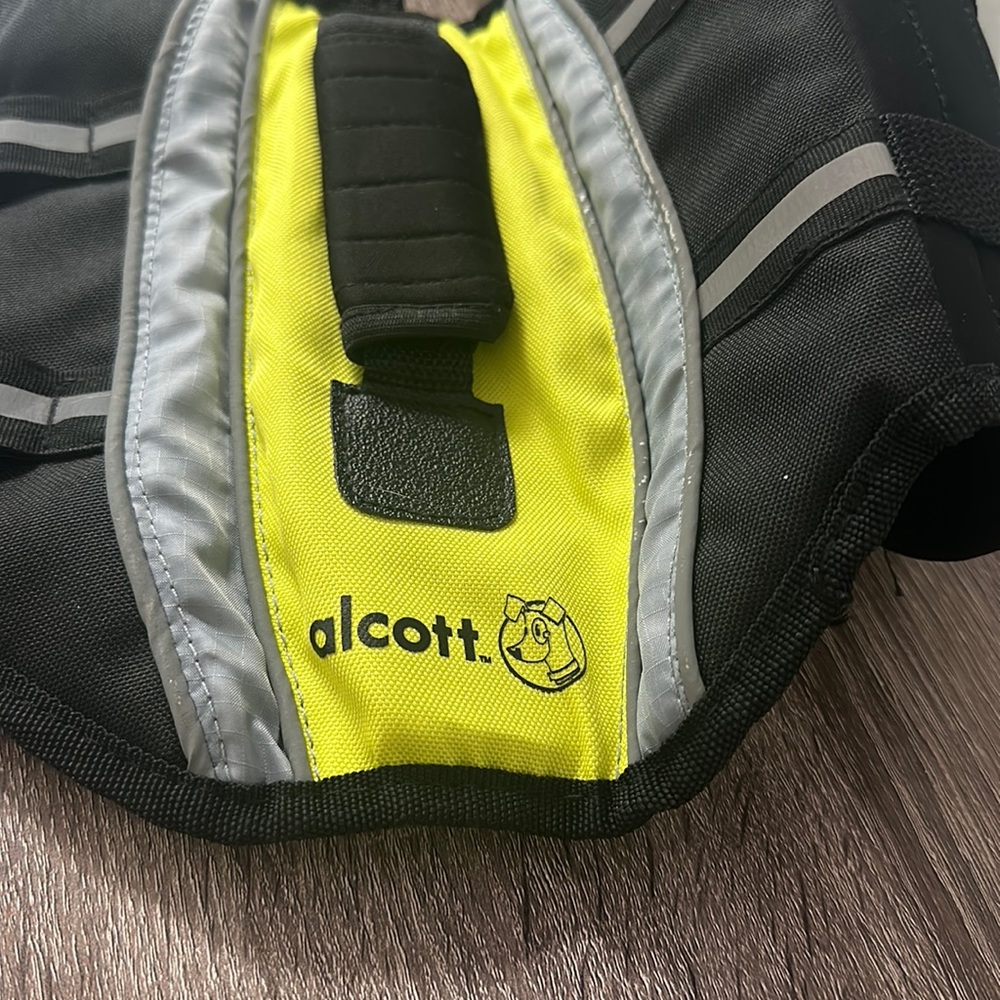 Dog life jacket small